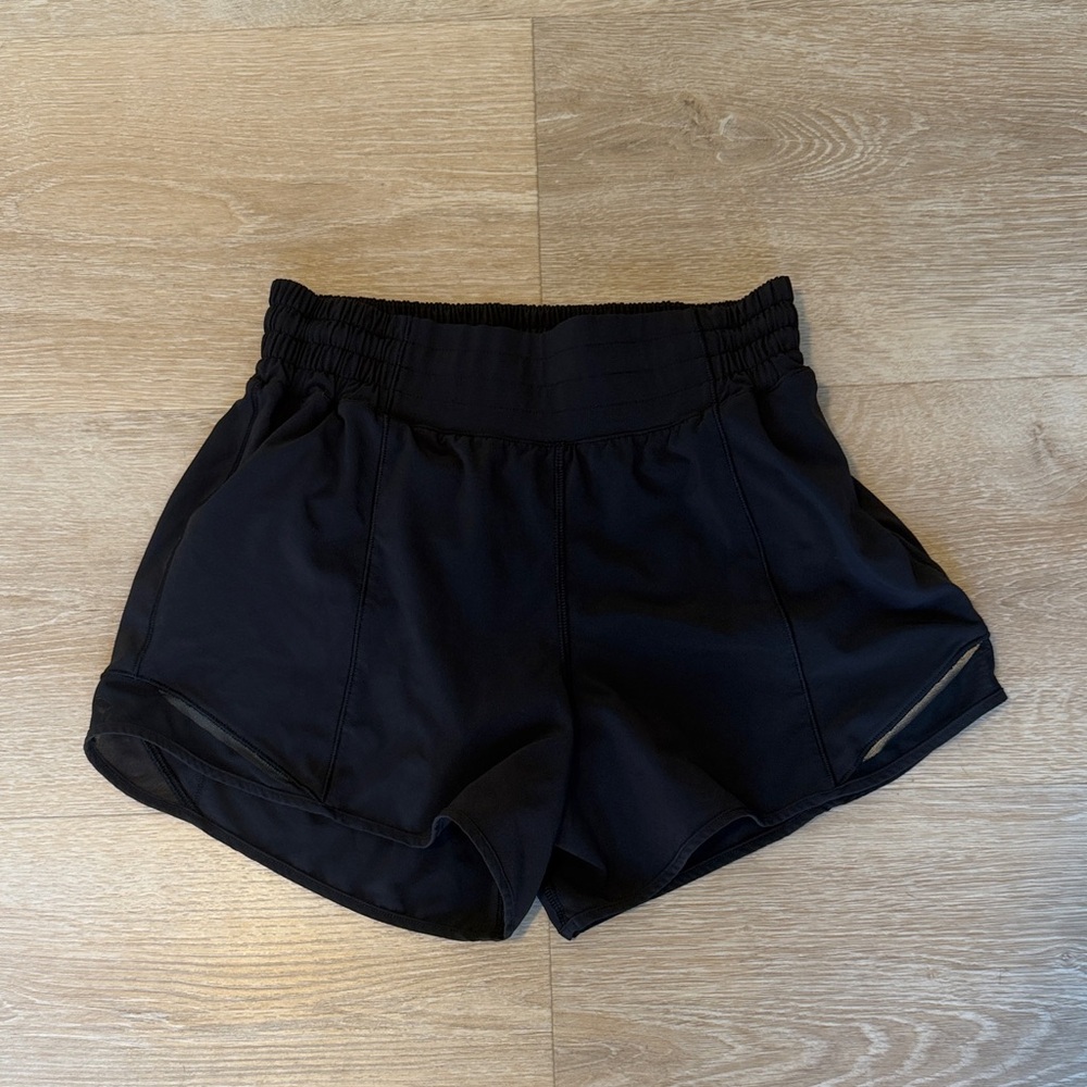 Lululemon Hotty Hot High Rise 4” Short